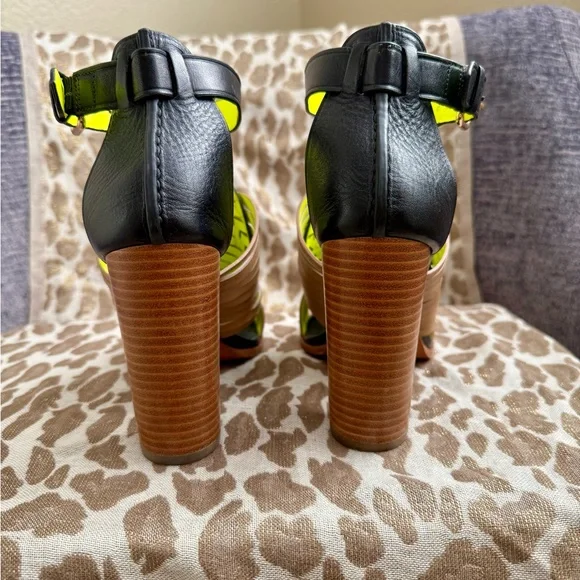 Coach Lorrie Black and Tan Woven Block Heels - Picture 4 of 7